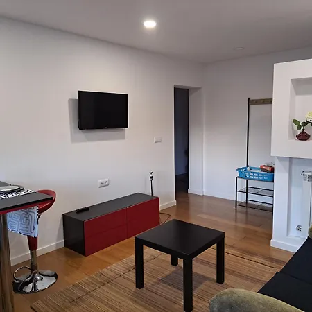 Casa De Baixo * Paredes de Coura